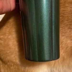 Venti metal tumbler. Deep green sparkles